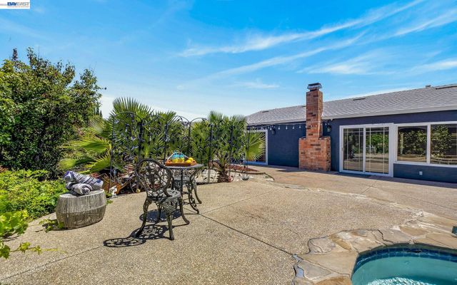 38 Cascade Ave, Livermore, CA 94551