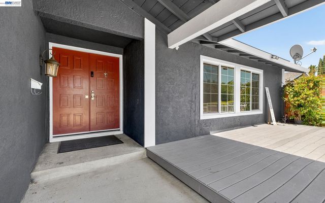 38 Cascade Ave, Livermore, CA 94551