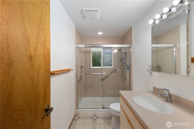 6011 156th Avenue NE, Redmond, WA 98052