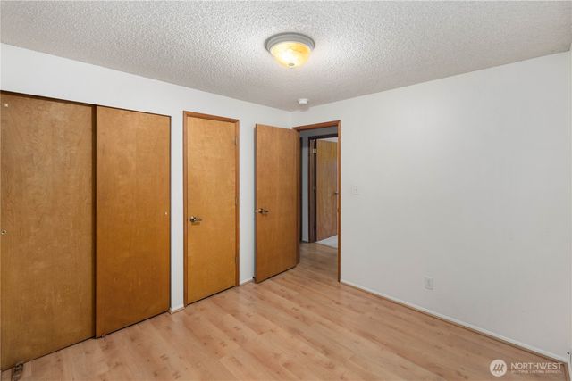 6011 156th Avenue NE, Redmond, WA 98052