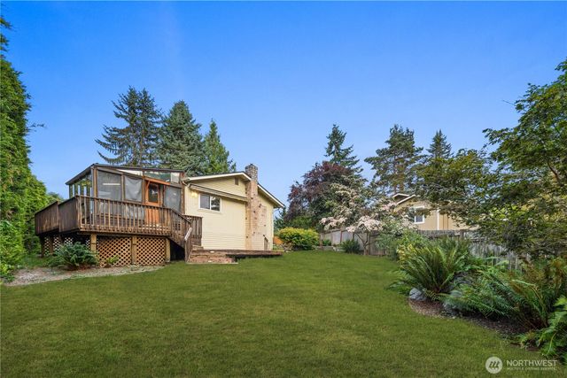 6011 156th Avenue NE, Redmond, WA 98052