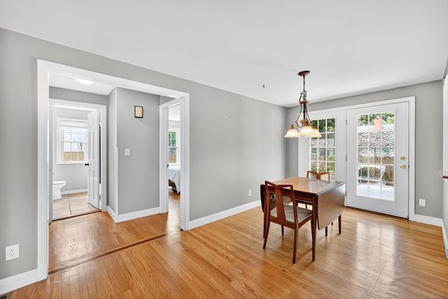 94 Fenimore Blvd, Springfield, MA 01108