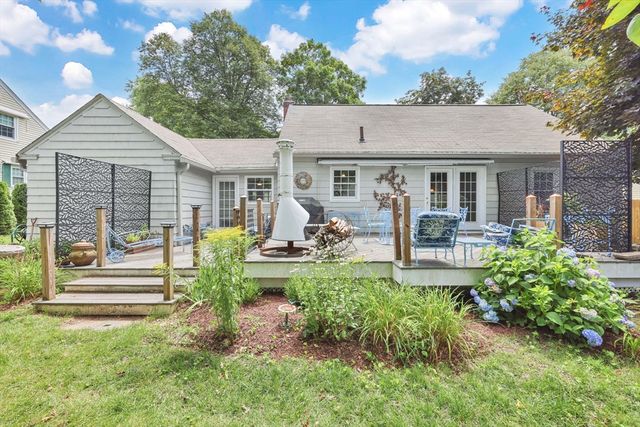 94 Fenimore Blvd, Springfield, MA 01108