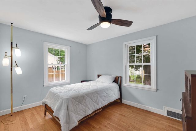 94 Fenimore Blvd, Springfield, MA 01108