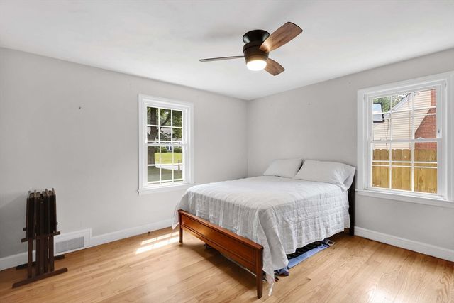 94 Fenimore Blvd, Springfield, MA 01108