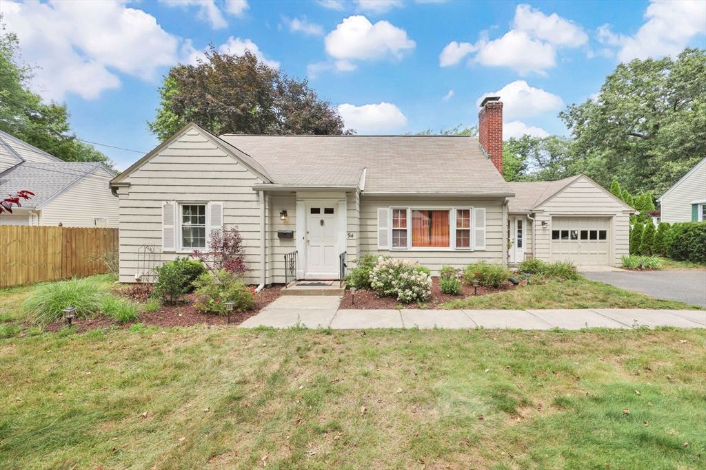 94 Fenimore Blvd, Springfield, MA 01108