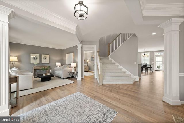 14101 SNICKERSVILLE DR, Gainesville, VA 20155