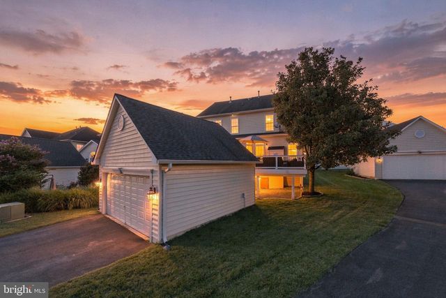 14101 SNICKERSVILLE DR, Gainesville, VA 20155
