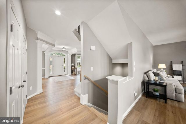 14101 SNICKERSVILLE DR, Gainesville, VA 20155