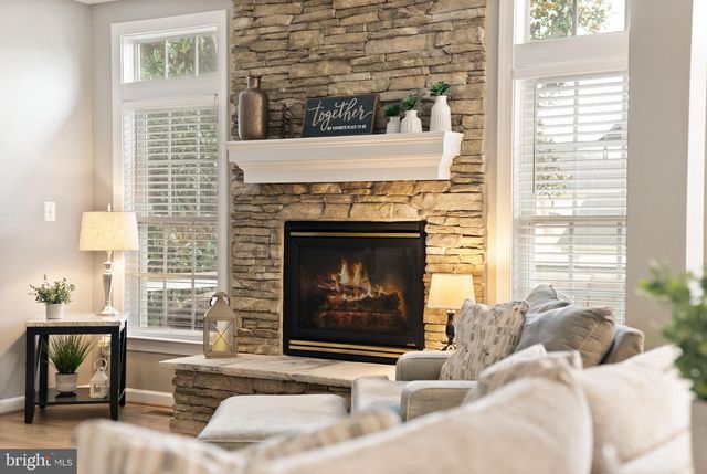 14101 SNICKERSVILLE DR, Gainesville, VA 20155