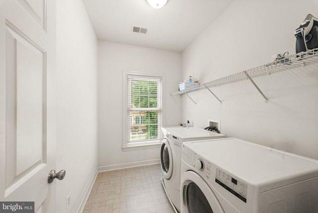 14101 SNICKERSVILLE DR, Gainesville, VA 20155