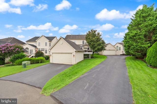 14101 SNICKERSVILLE DR, Gainesville, VA 20155