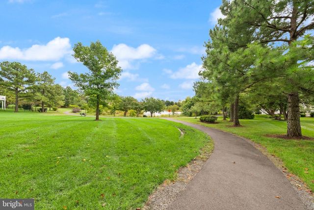 14101 SNICKERSVILLE DR, Gainesville, VA 20155