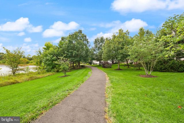 14101 SNICKERSVILLE DR, Gainesville, VA 20155