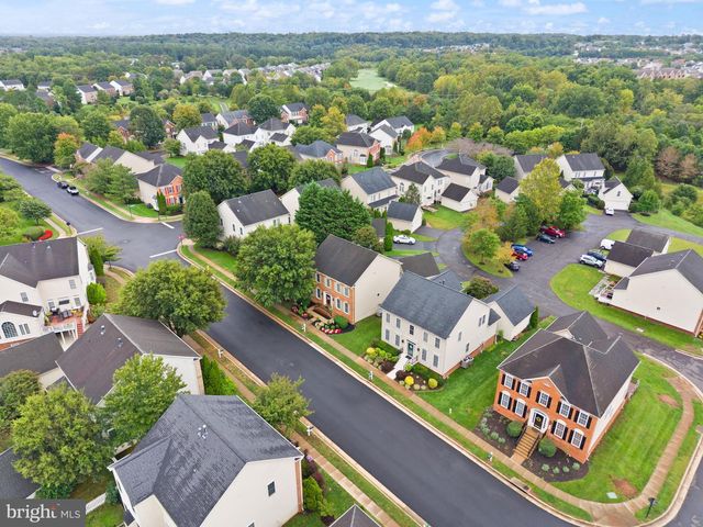 14101 SNICKERSVILLE DR, Gainesville, VA 20155