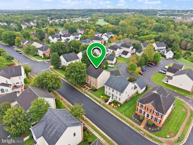 14101 SNICKERSVILLE DR, Gainesville, VA 20155
