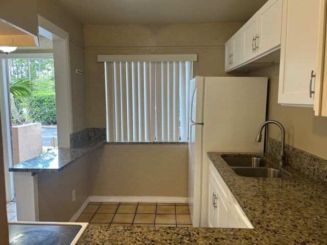 139 Sparrow Drive 3f, Royal Palm Beach, FL 33411