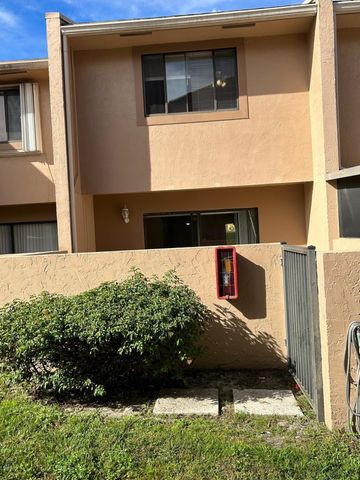 139 Sparrow Drive 3f, Royal Palm Beach, FL 33411