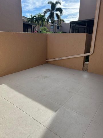 139 Sparrow Drive 3f, Royal Palm Beach, FL 33411