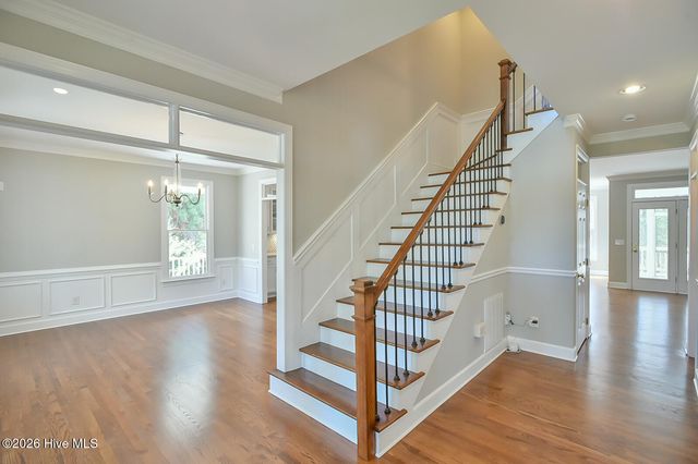 110 Bayview Drive, Chapel Hill, NC 27516