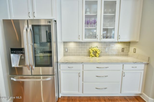 110 Bayview Drive, Chapel Hill, NC 27516