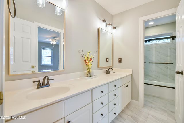 110 Bayview Drive, Chapel Hill, NC 27516