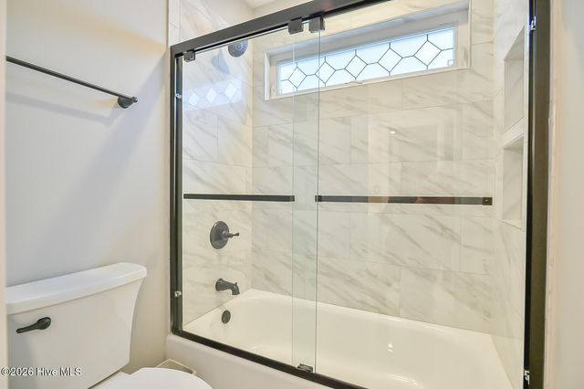 110 Bayview Drive, Chapel Hill, NC 27516