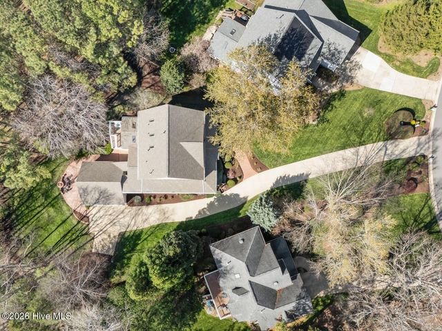 110 Bayview Drive, Chapel Hill, NC 27516