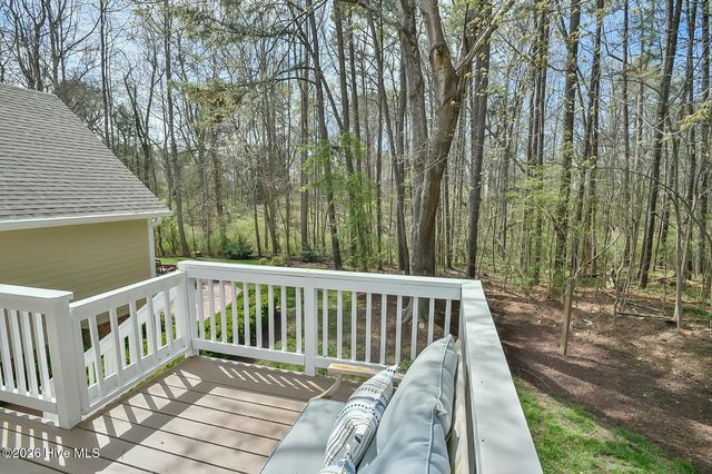 110 Bayview Drive, Chapel Hill, NC 27516