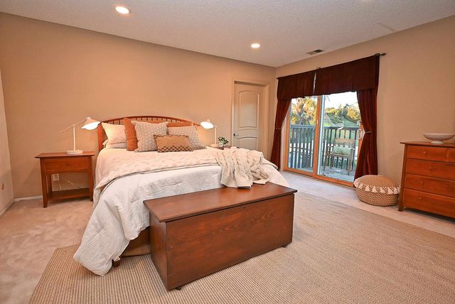 5474 Troost Ct, Castro Valley, CA 94552