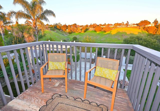 5474 Troost Ct, Castro Valley, CA 94552