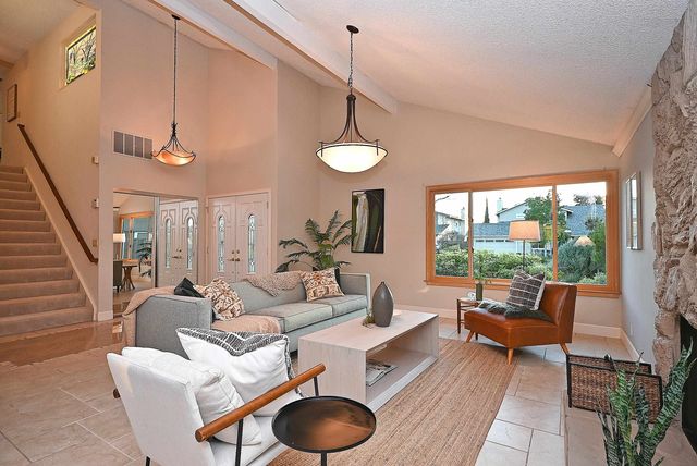 5474 Troost Ct, Castro Valley, CA 94552