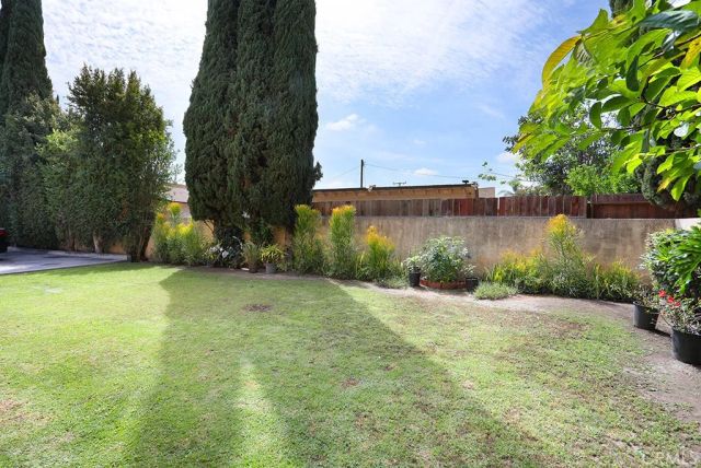 8032 Rose 13, Paramount, CA 90723