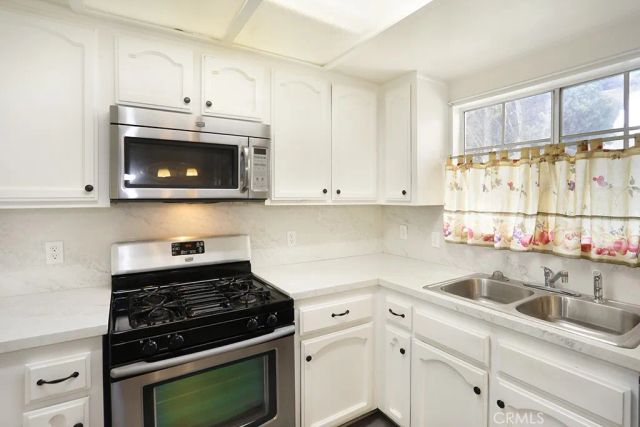 8032 Rose 13, Paramount, CA 90723