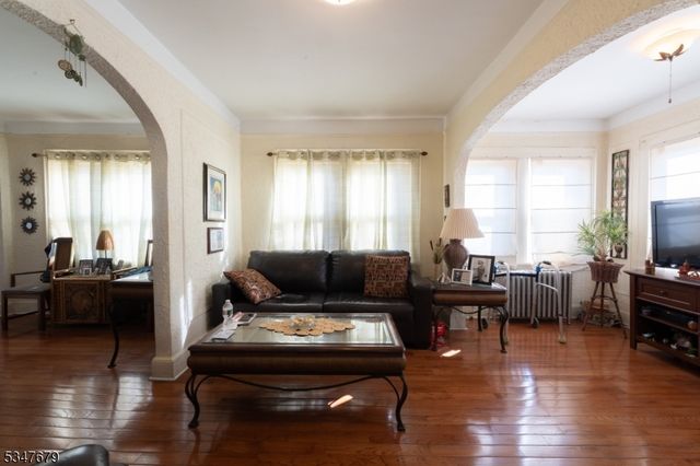 383 E 23Rd St, Paterson City, NJ 07514