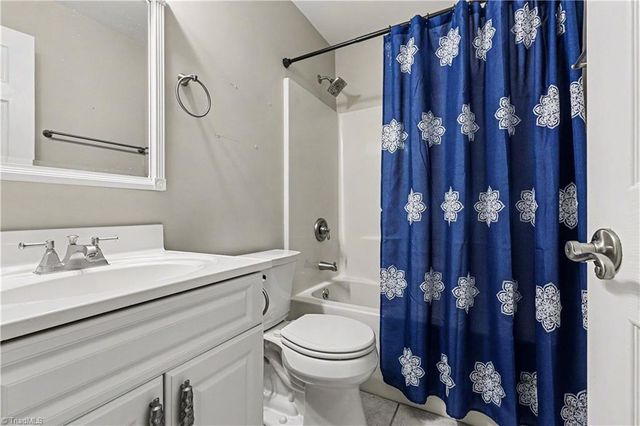 392 Cove Wood Drive, Denton, NC 27239