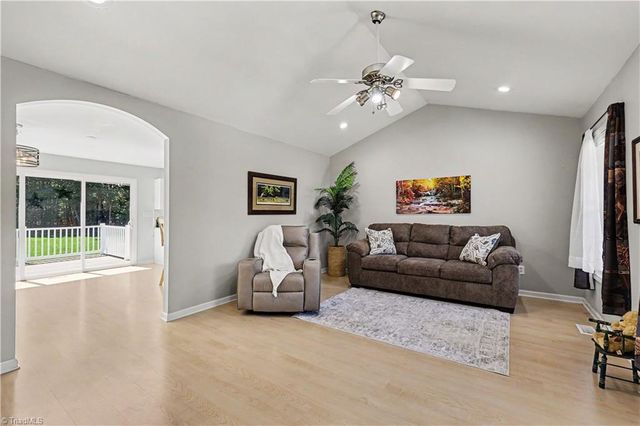 392 Cove Wood Drive, Denton, NC 27239