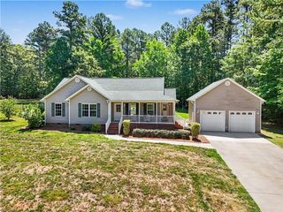 392 Cove Wood Drive, Denton, NC 27239
