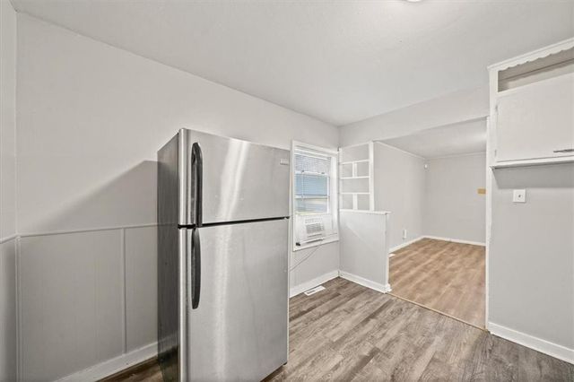 7015 College Avenue, Kansas City, MO 64132