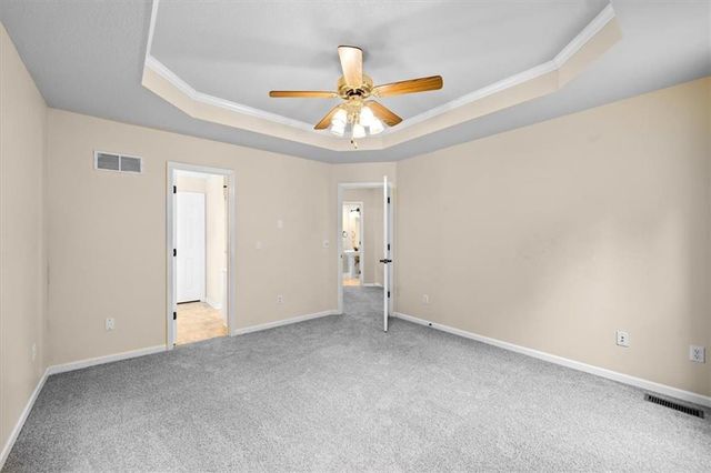 201 Mesa Drive, Smithville, MO 64089