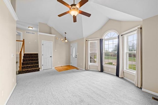 201 Mesa Drive, Smithville, MO 64089
