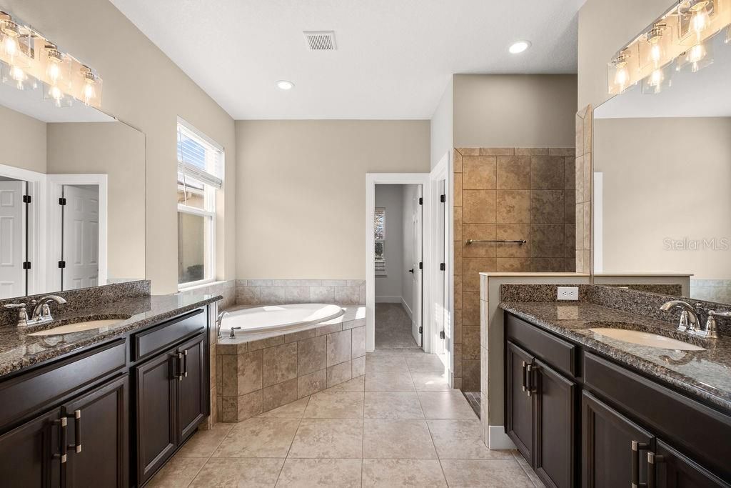 Image 22 of property listing at 2275 PEARL CIDER STREET, Orlando, FL 32824