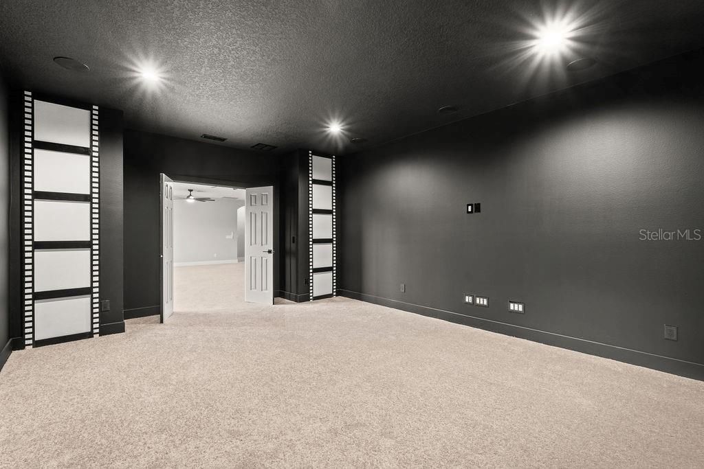 Image 32 of property listing at 2275 PEARL CIDER STREET, Orlando, FL 32824