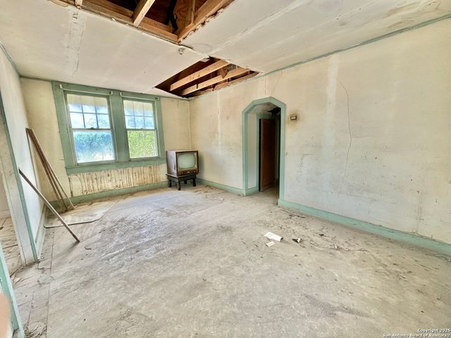 205 Rodriguez, Del Rio, TX 78840