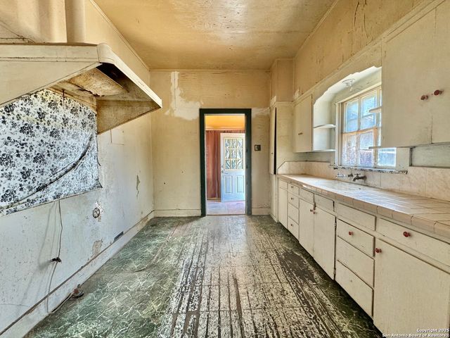 205 Rodriguez, Del Rio, TX 78840