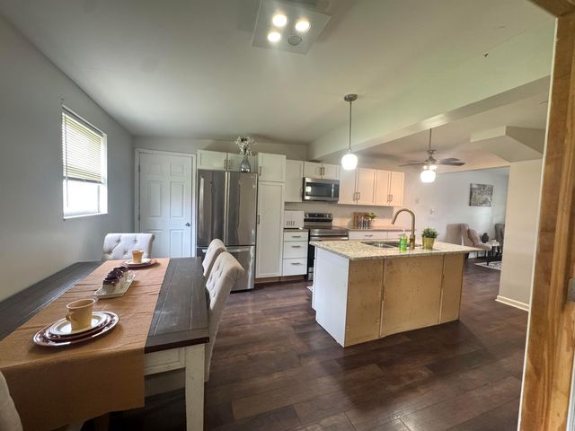 935 Duke Road, Columbus, OH 43213