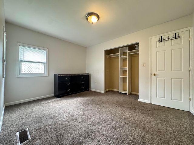 935 Duke Road, Columbus, OH 43213