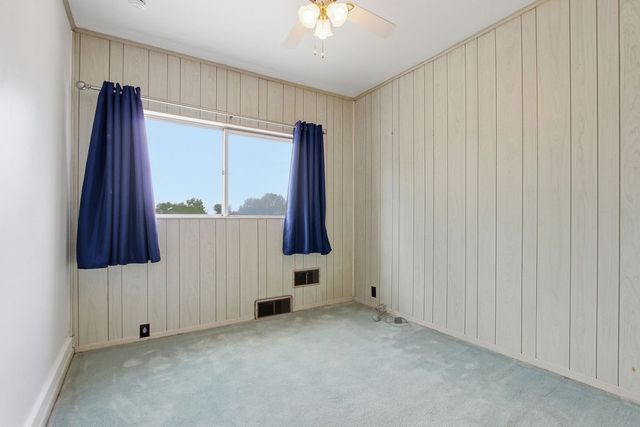 2705 Cleveland St, Mckeesport, PA 15132