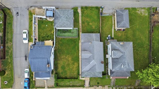 2705 Cleveland St, Mckeesport, PA 15132
