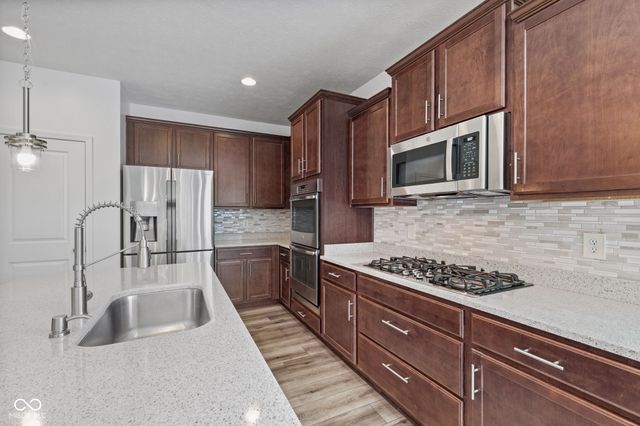 13996 Finnhorse Drive, Carmel, IN 46032